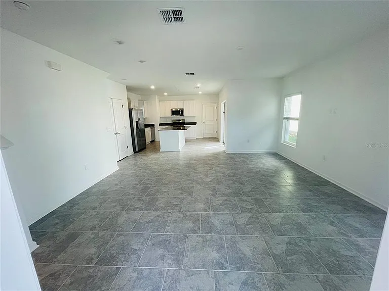 7238 Ivy Tendril Ave — Photo 4