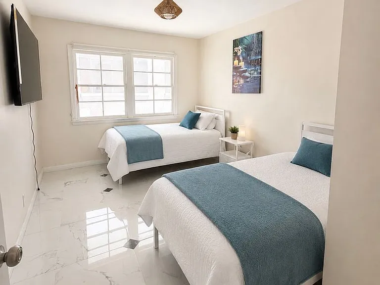 1100 E Ocean Blvd #13-92 — Photo 13