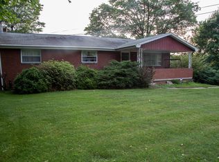 324 Wendel Rd, Irwin, PA 15642