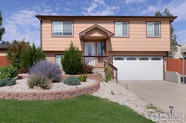 1st image of 4225 Lake Mead Dr