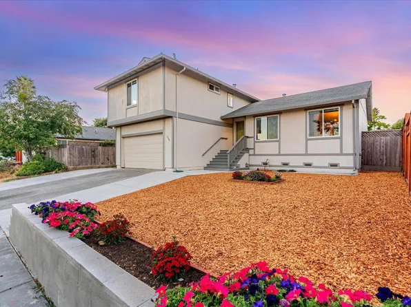 2395 Julio Lane, Santa Rosa, CA 95401