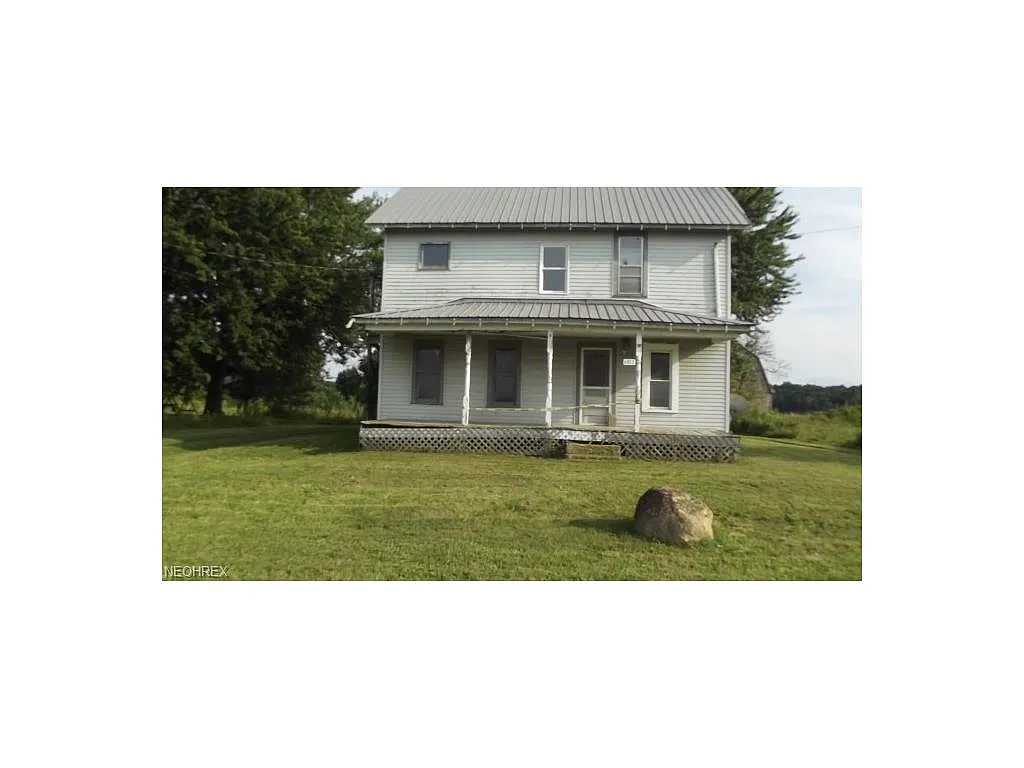 6812 Columbus Rd photo 1
