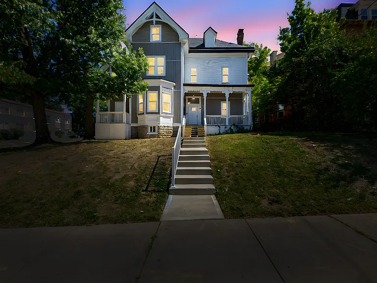 2620 May St #4 — Photo 15