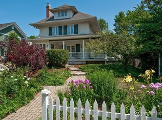 245 Cumnor Rd, Kenilworth, IL 60043