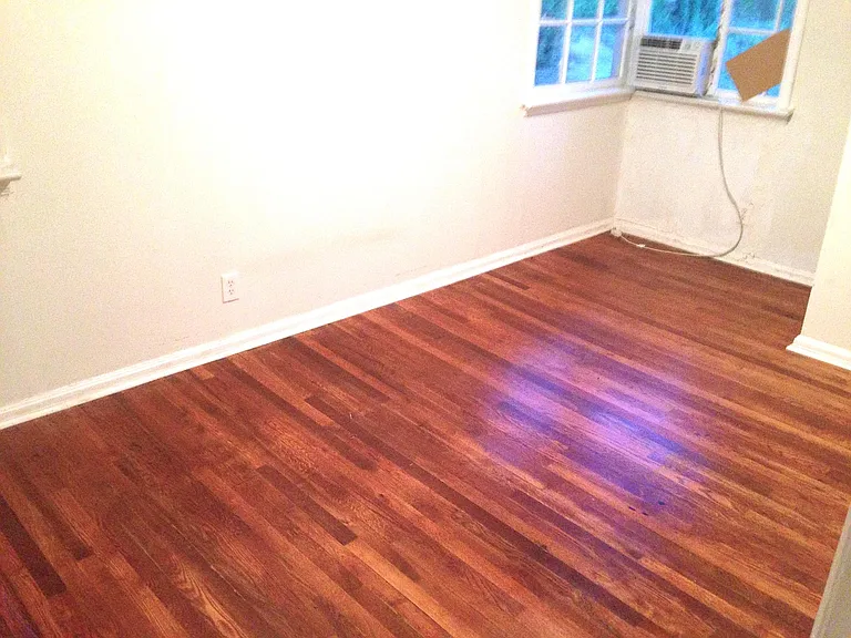 Sloan Cir SE — Photo 3