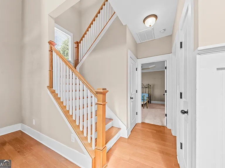 135 Idlewilde Dr — Photo 20