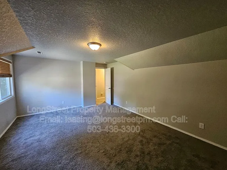 5806 SE Pine St — Photo 17
