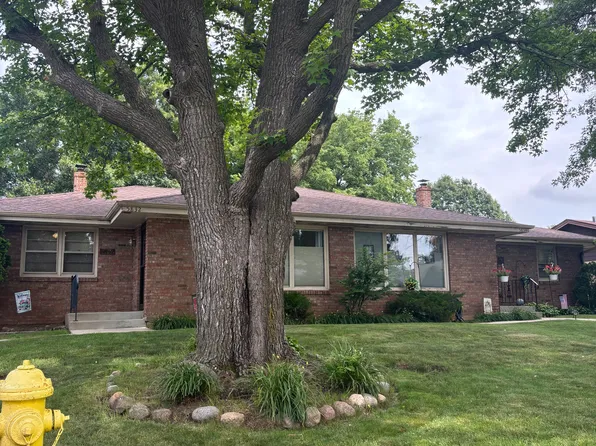 5834 Dafred Dr #A, Rockford, IL 61107