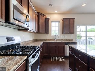 532 Kinglets Roost Ln, Glen Burnie, MD 21060