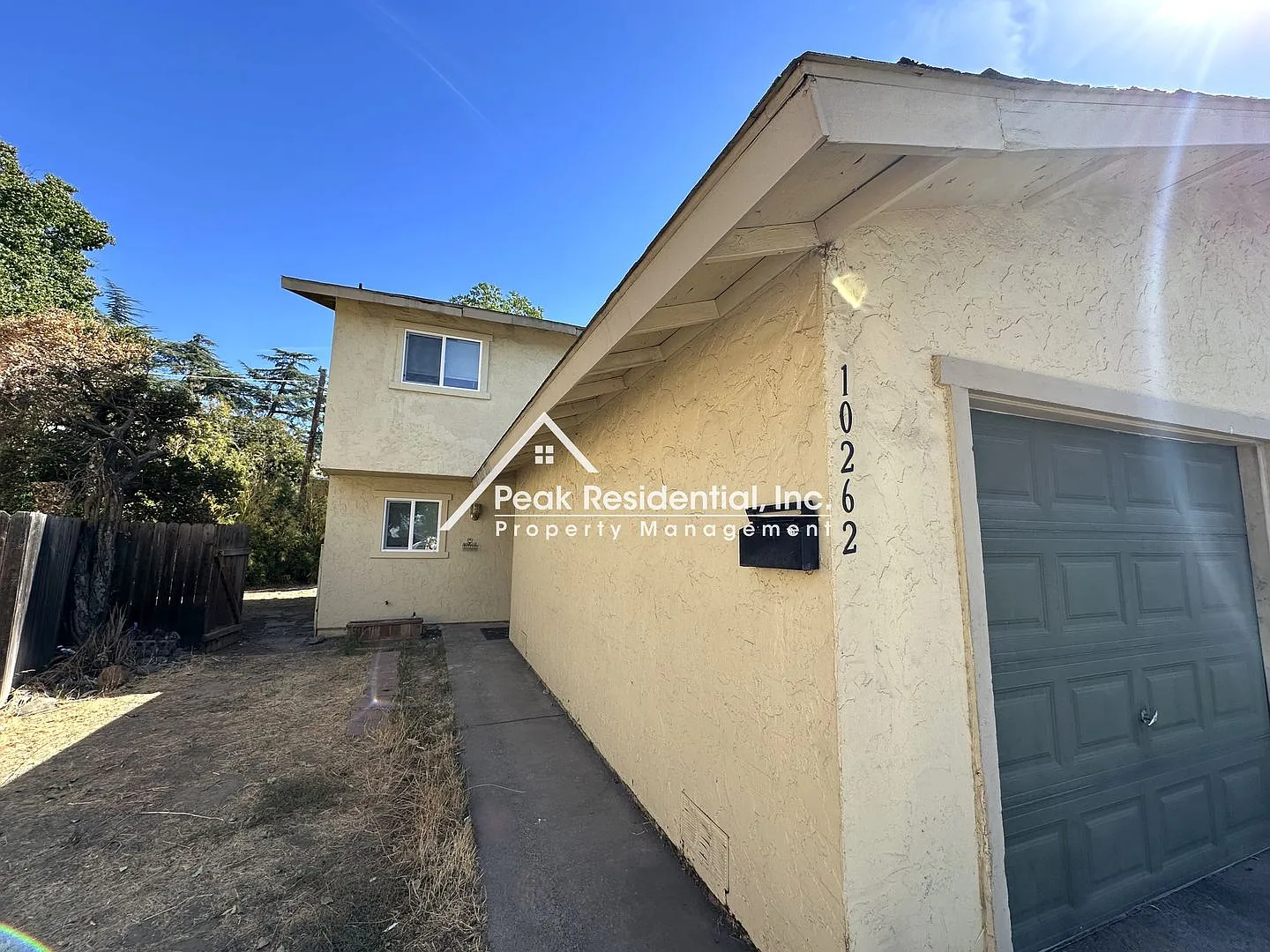 Updated 3bd/1.5ba Rancho Cordova Duplex — Photo 2