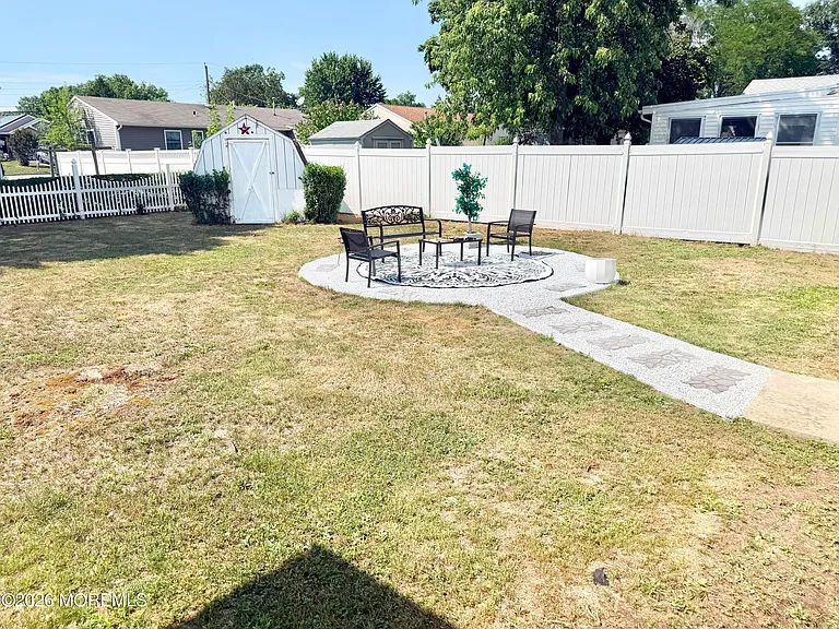 104 Nautilus Dr — Photo 19