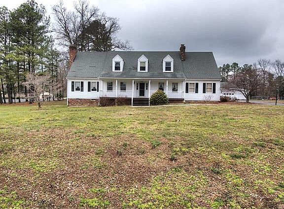 2nd image of 8300 Oakfield Ln