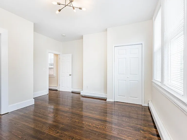 105 Pine St #2 — Photo 18