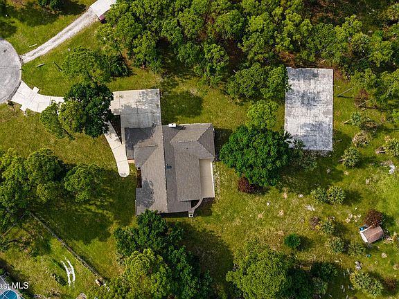 2nd image of 4020 Adams Ln