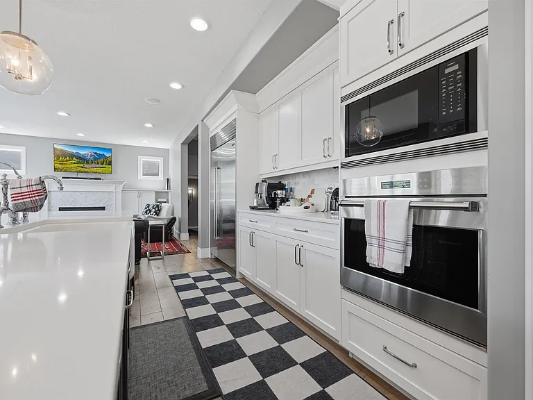 1305 Hainstock Way SW — Photo 18