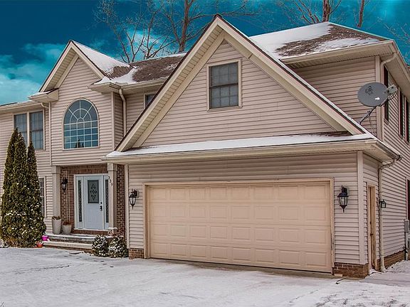 3rd image of 339 Knollwood Trl