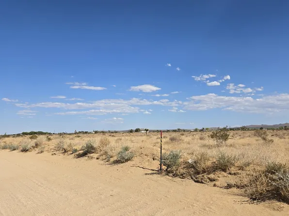 Dalton Ave, Mojave, CA 93501