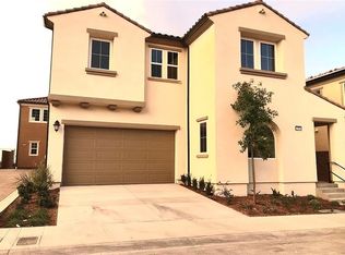 20814 W Bur Oak Cir, Northridge, CA 91326