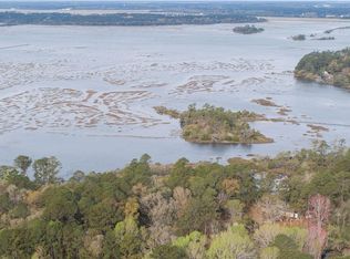 14 Tailwind Trl, Beaufort, SC 29907