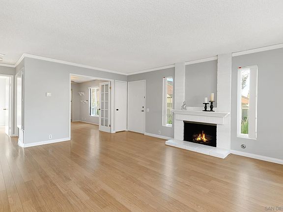 4th image of 10524 Caminito Glenellen