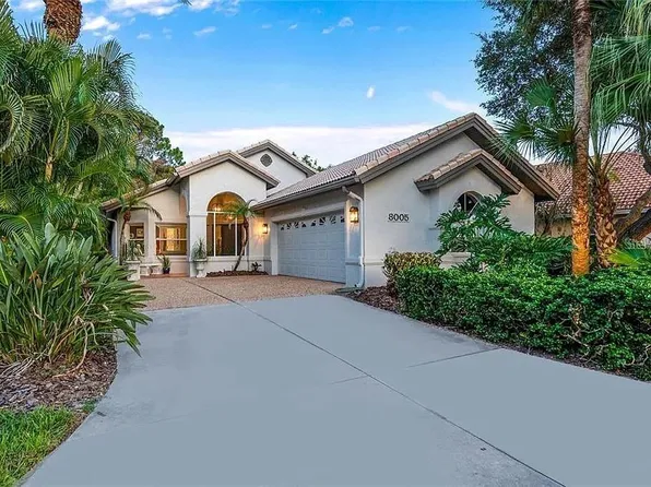 8005 Bobcat Cir, Sarasota, FL 34238