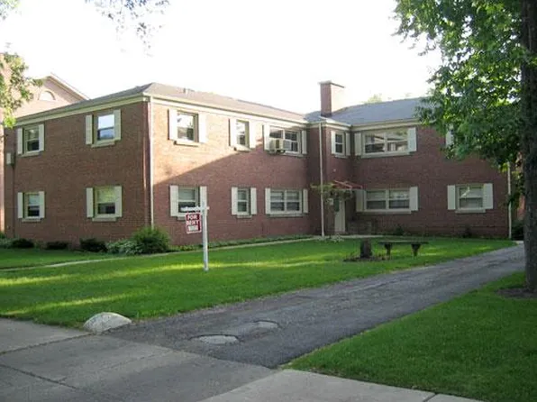 1156 Pine St #1, Glenview, IL 60025