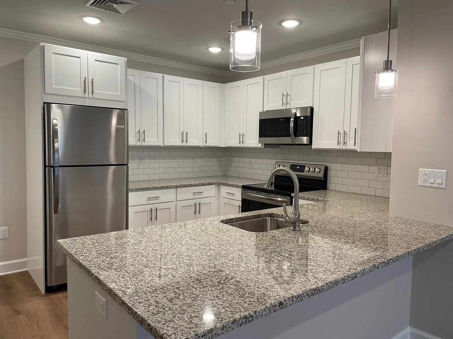 Brookfield Village Apartments — Photo 1