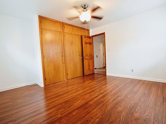 3rd image of 75-09 Astoria Blvd N #G1