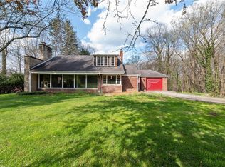 570 Latrobe Crabtree Rd, Latrobe, PA 15650