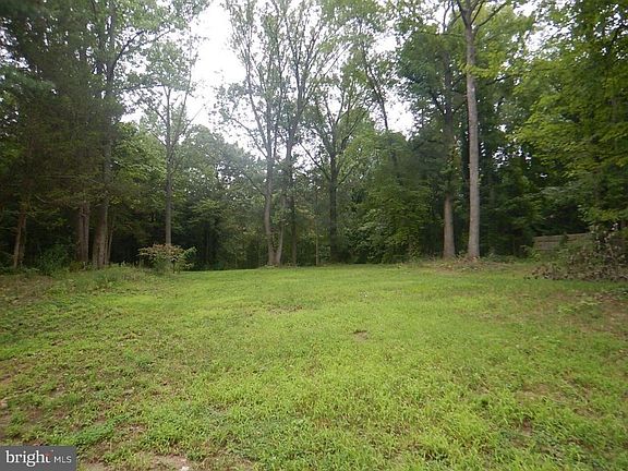 5th image of 226 Twin Lakes Dr