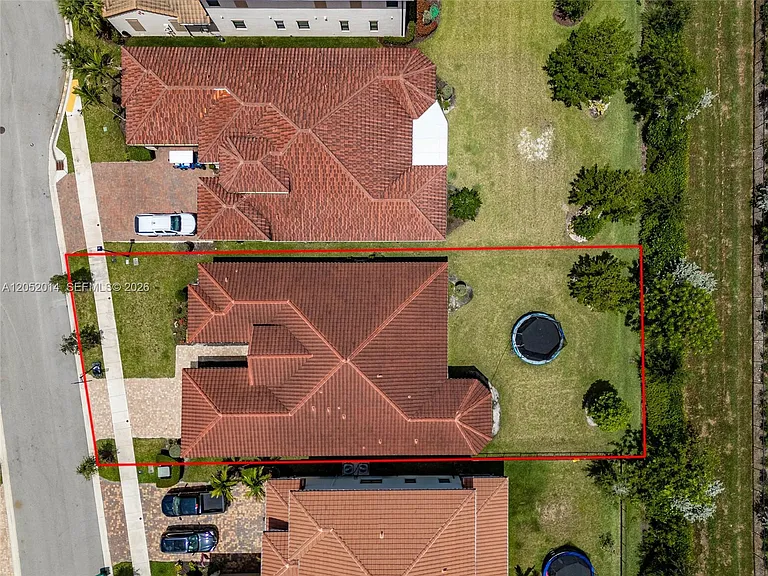 12835 Bayside Ct — Photo 7