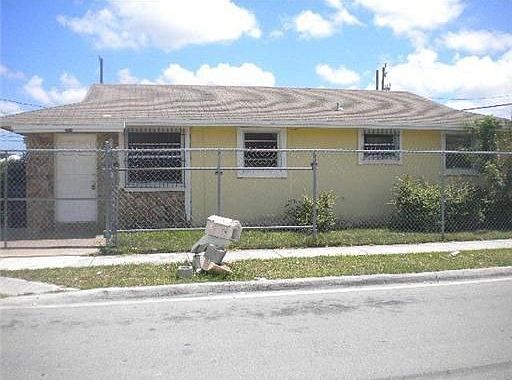 1st image of 487 NW 15th St