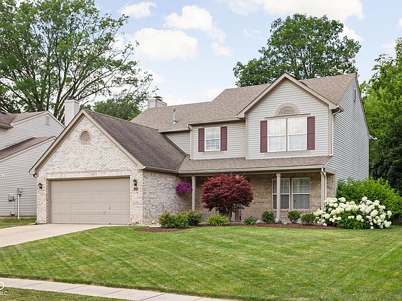 3rd image of 14184 Dickinson Ct