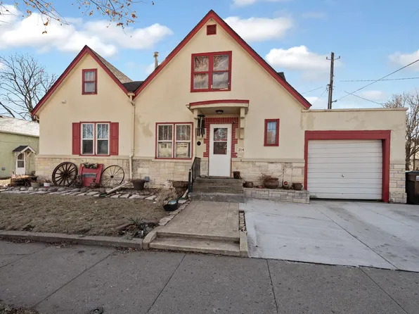 214 E 5th St, Fairmont, MN 56031