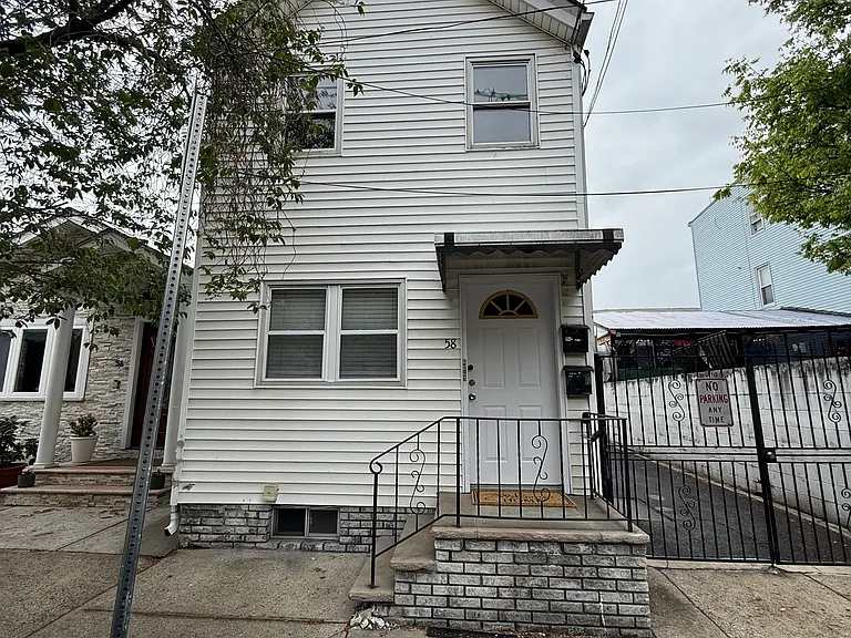 58 Van Buren St #3 — Photo 1