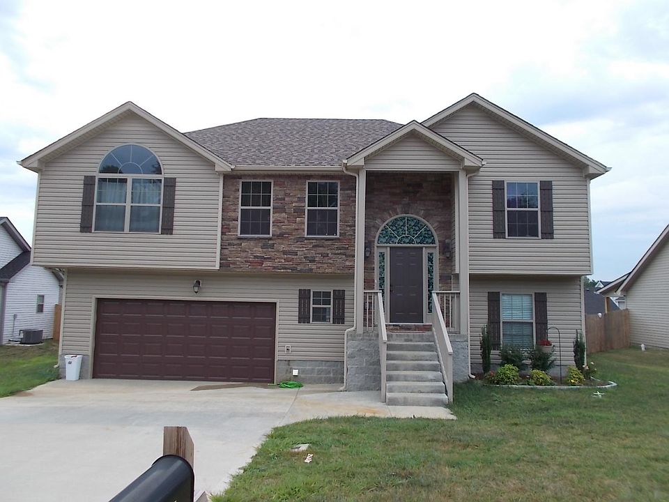 1st image of 1207 Freedom Dr