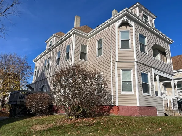 88 Weston St, Brockton, MA 02301