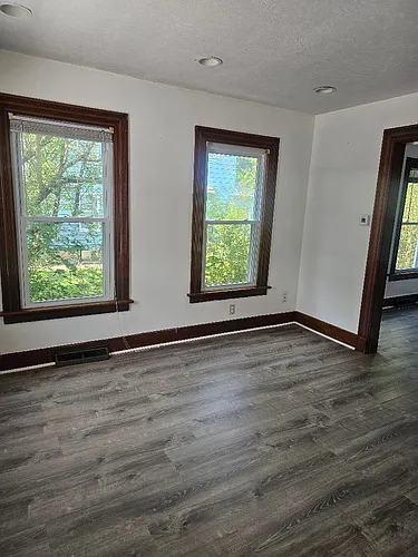 17 Meadow St Photo 1