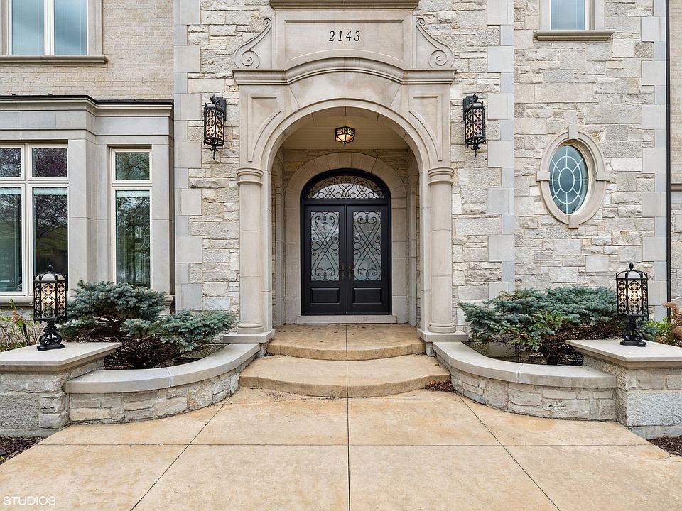 2143 Woodlawn Rd, Northbrook, IL 60062 Zillow
