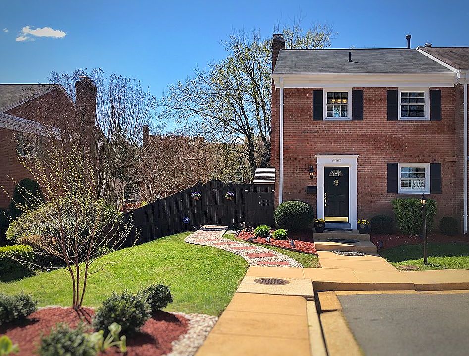 1st image of 6062 Hardwick Pl