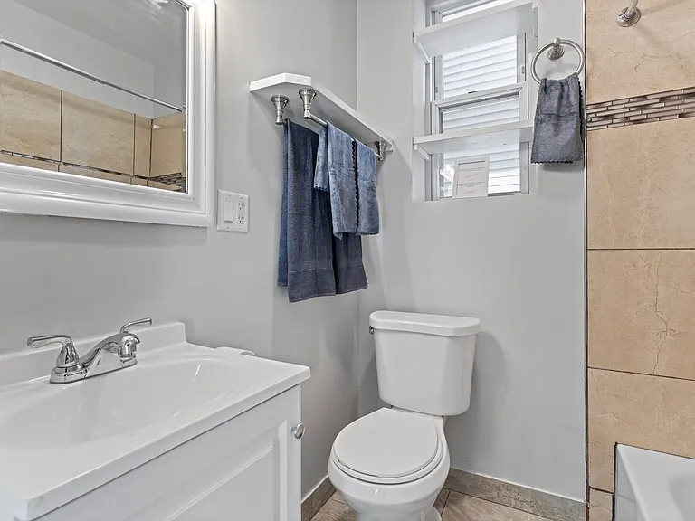2345 W 21st St #1 — Photo 12