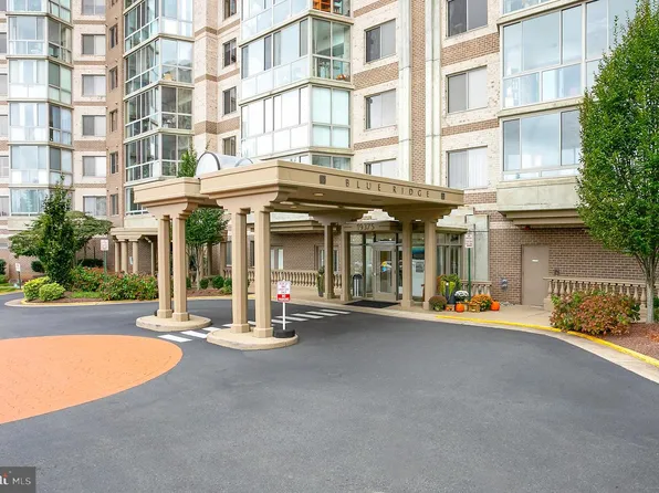 19375 Cypress Ridge Ter Unit 418, Leesburg, VA 20176