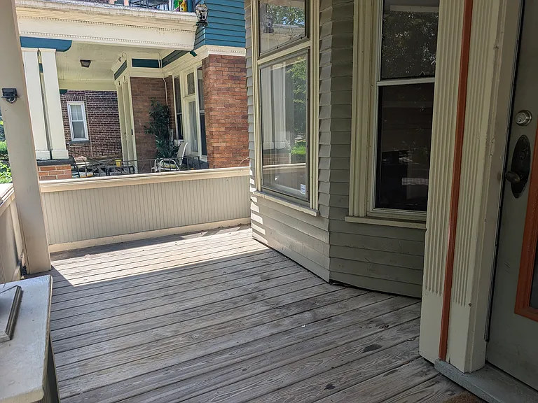 20-22 Granger — Photo 11