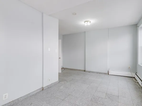 2982 John F Kennedy Boulevard image 7 of 12