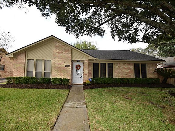 2nd image of 21342 Park Tree Ln
