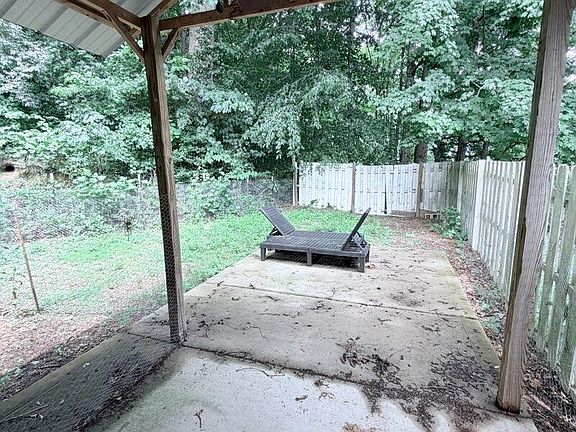 5th image of 116 Edgewood Rd