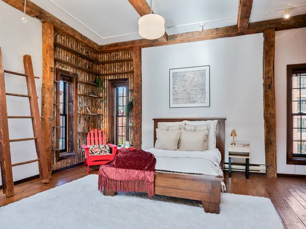 463 West 47th Street image 16 of 27