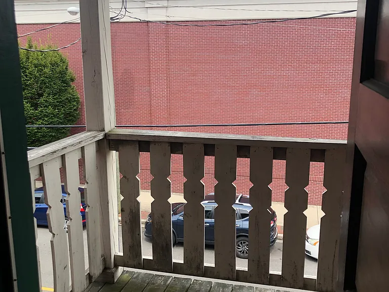 823 Bowe St #B — Photo 7