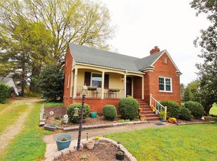 2214 Springdale Rd, Richmond, VA 23222