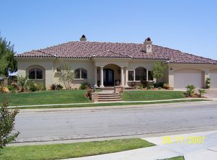 6555 Sycamore Ln, Palmdale, CA 93551